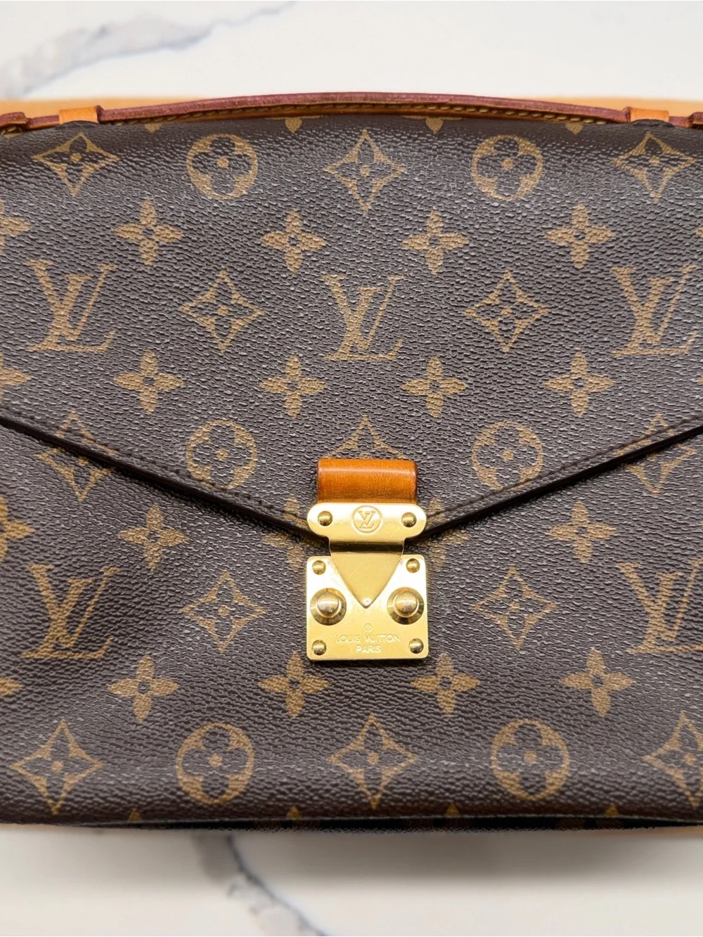 Louis Vuitton Monogram Pochette Metis